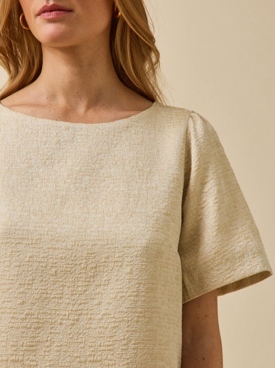 Robe courte cérémonie femme jacquard doré – Image 4