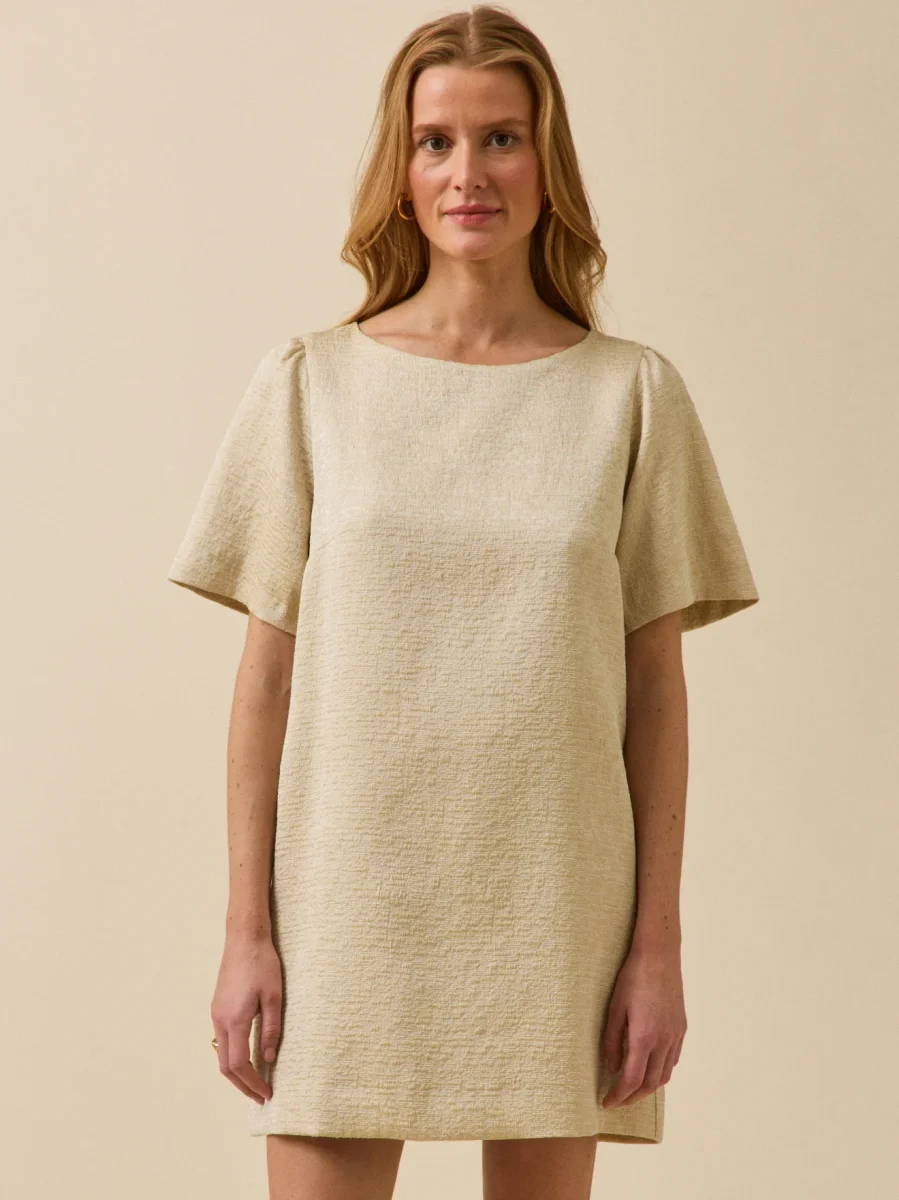 Robe courte cérémonie femme jacquard doré