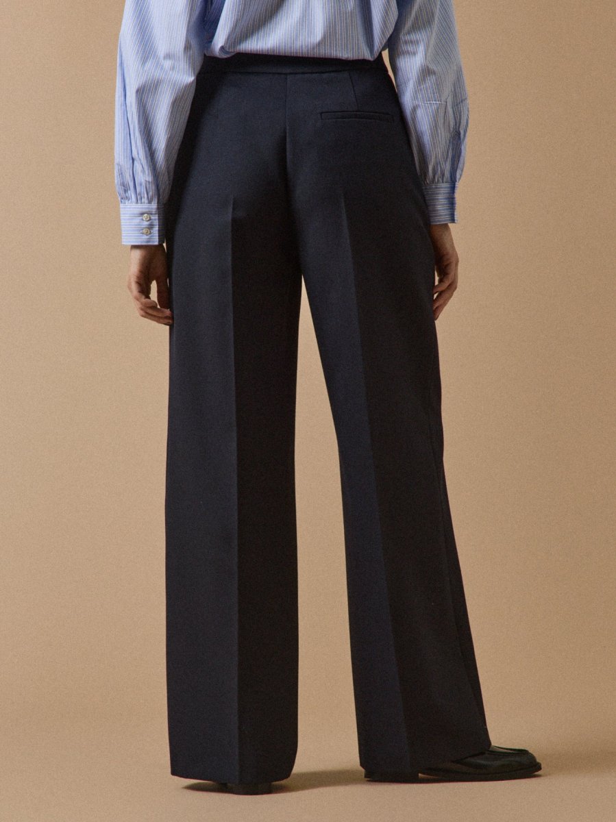 Pantalon large à pont boutons dorés femme Maé – Image 3