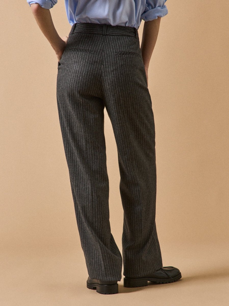 Pantalon droit tailleur lainage rayé femme Alma – Image 3