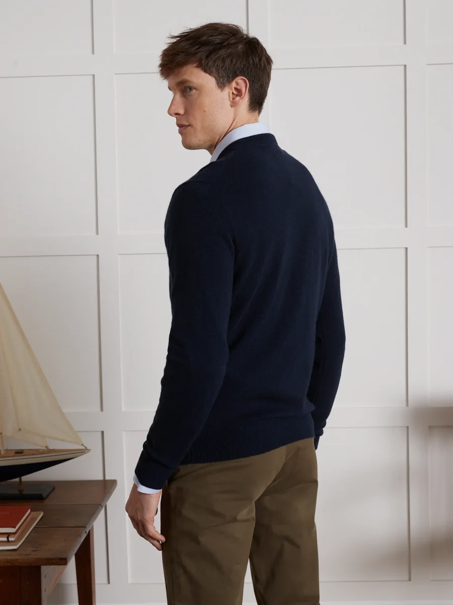 Pull col V homme - Collection Cachemire – Image 3