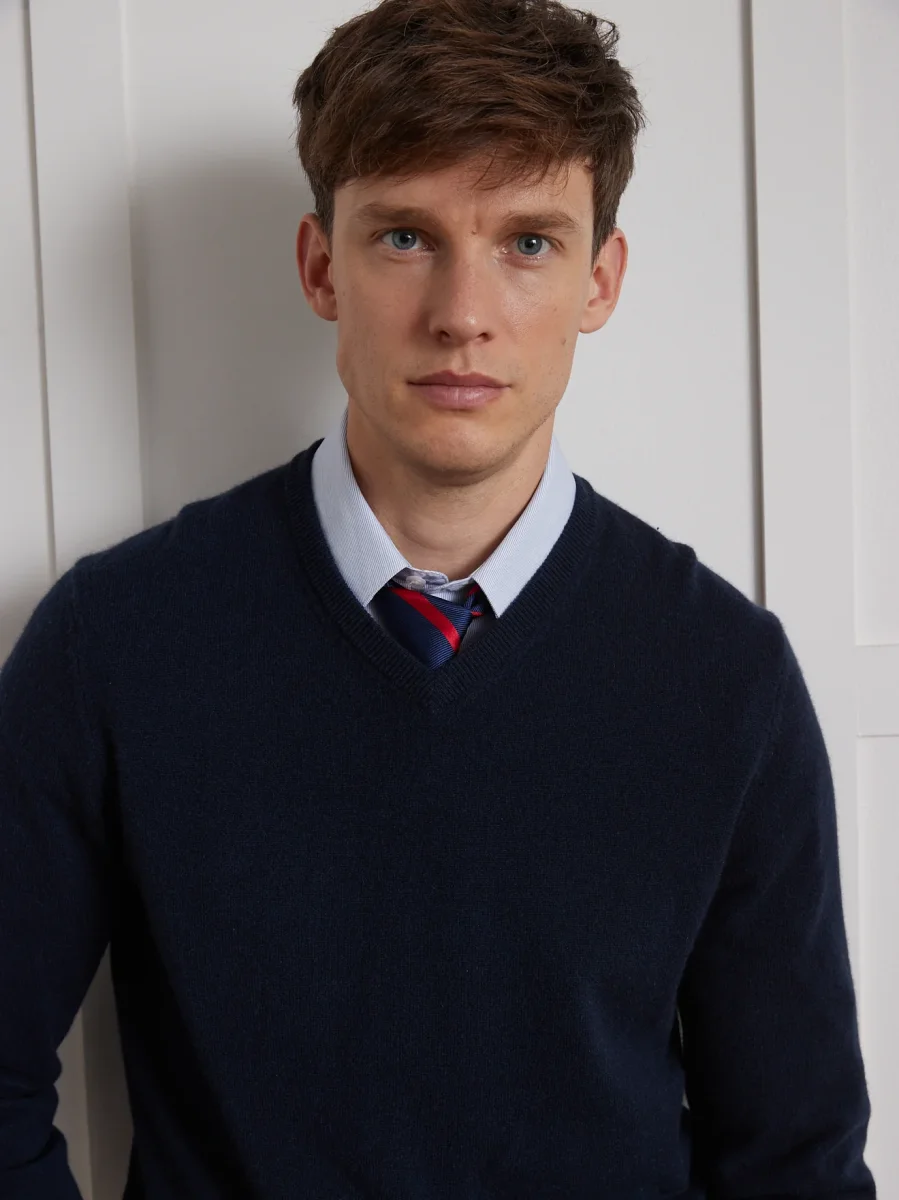Pull col V homme - Collection Cachemire – Image 4
