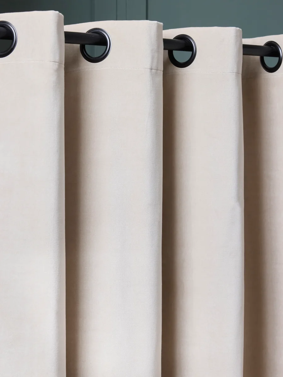 Rideau en velours ras à oeillets – Image 3