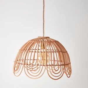 Suspension rotin forme fleur