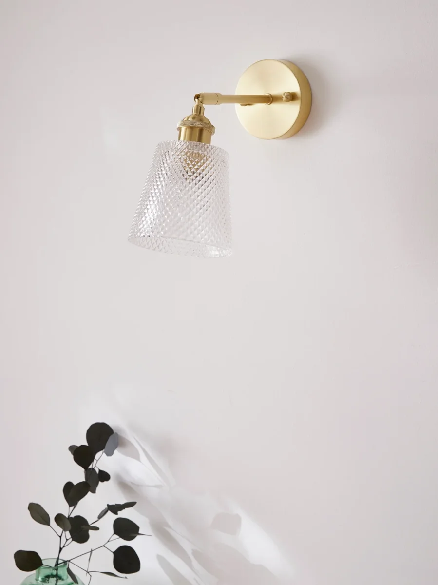 Applique métal et verre ciselé