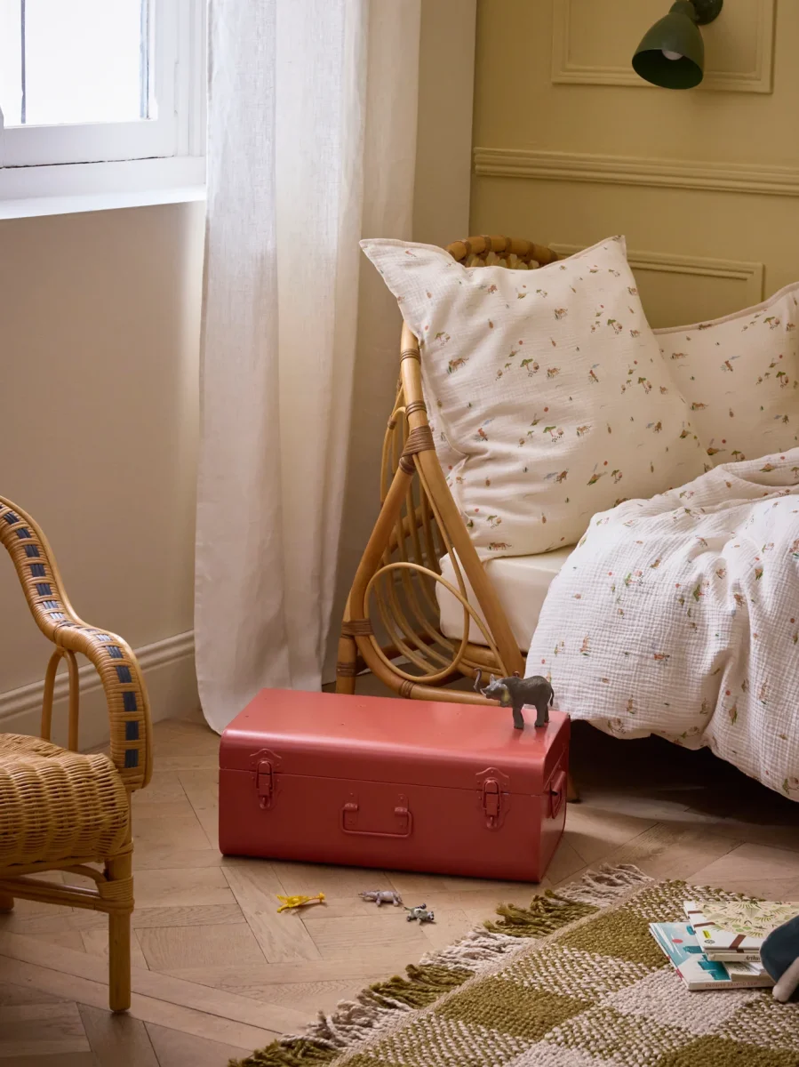 Malle de rangement en métal