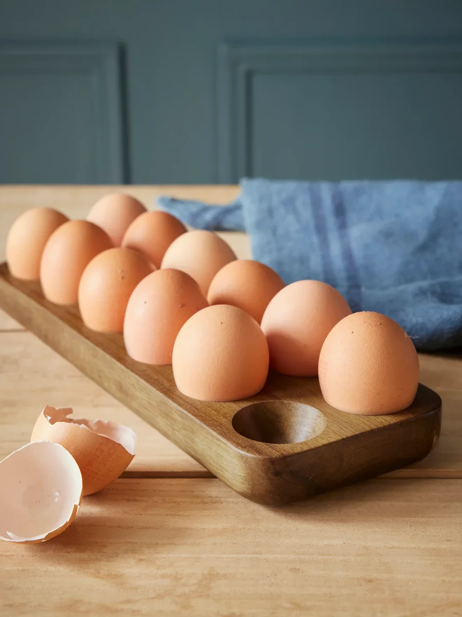 Support à oeufs en bois d'acacia – Image 3