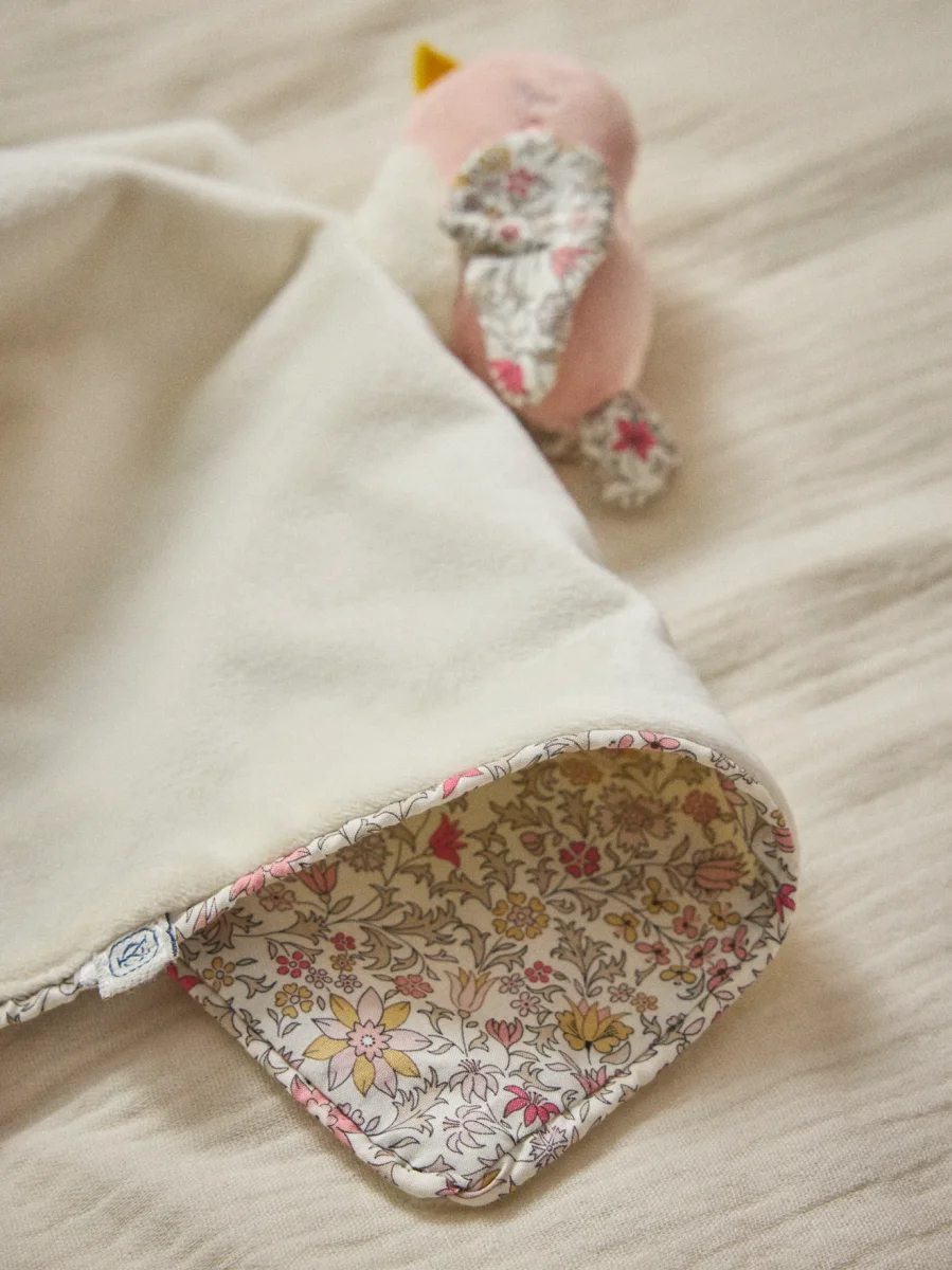 Doudou oiseau en tissu Liberty – Image 3