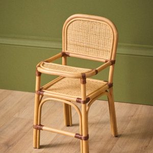 Chaise haute en rotin pour poupée