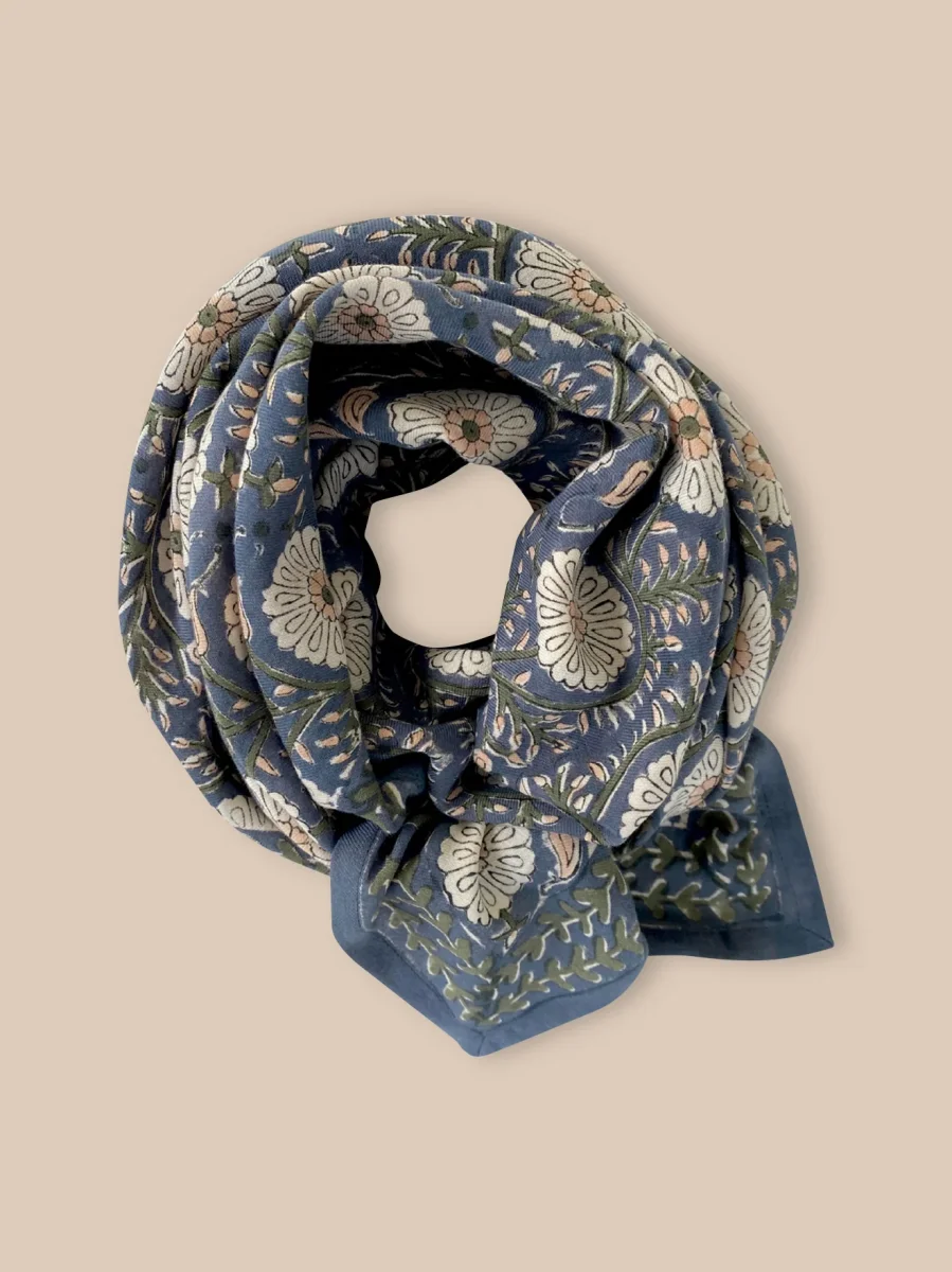 Grand foulard LATIKA – Cyrillus X Apaches Collections – Image 5