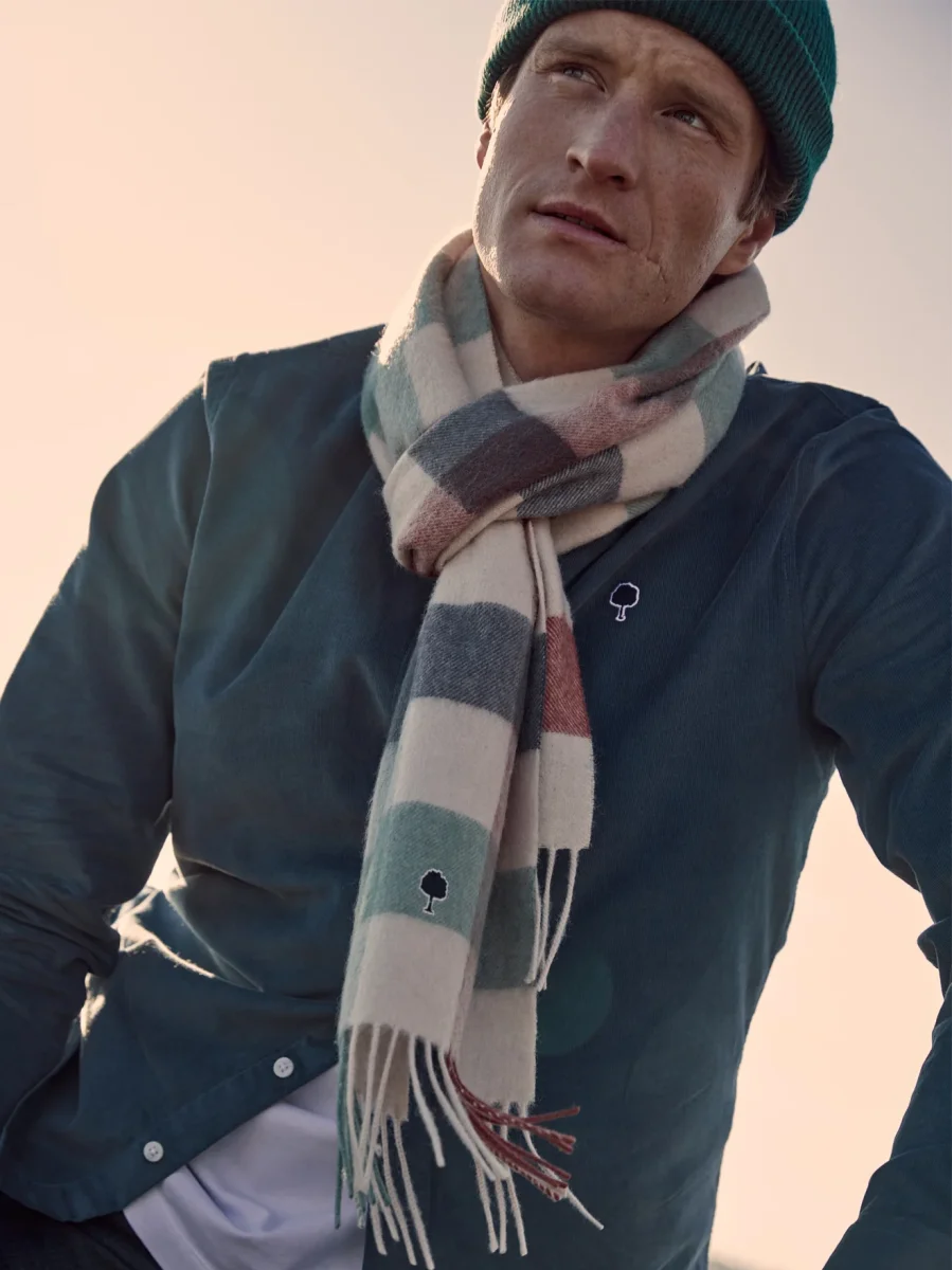 Écharpe carreaux en laine adulte - Collection Faguo – Image 4