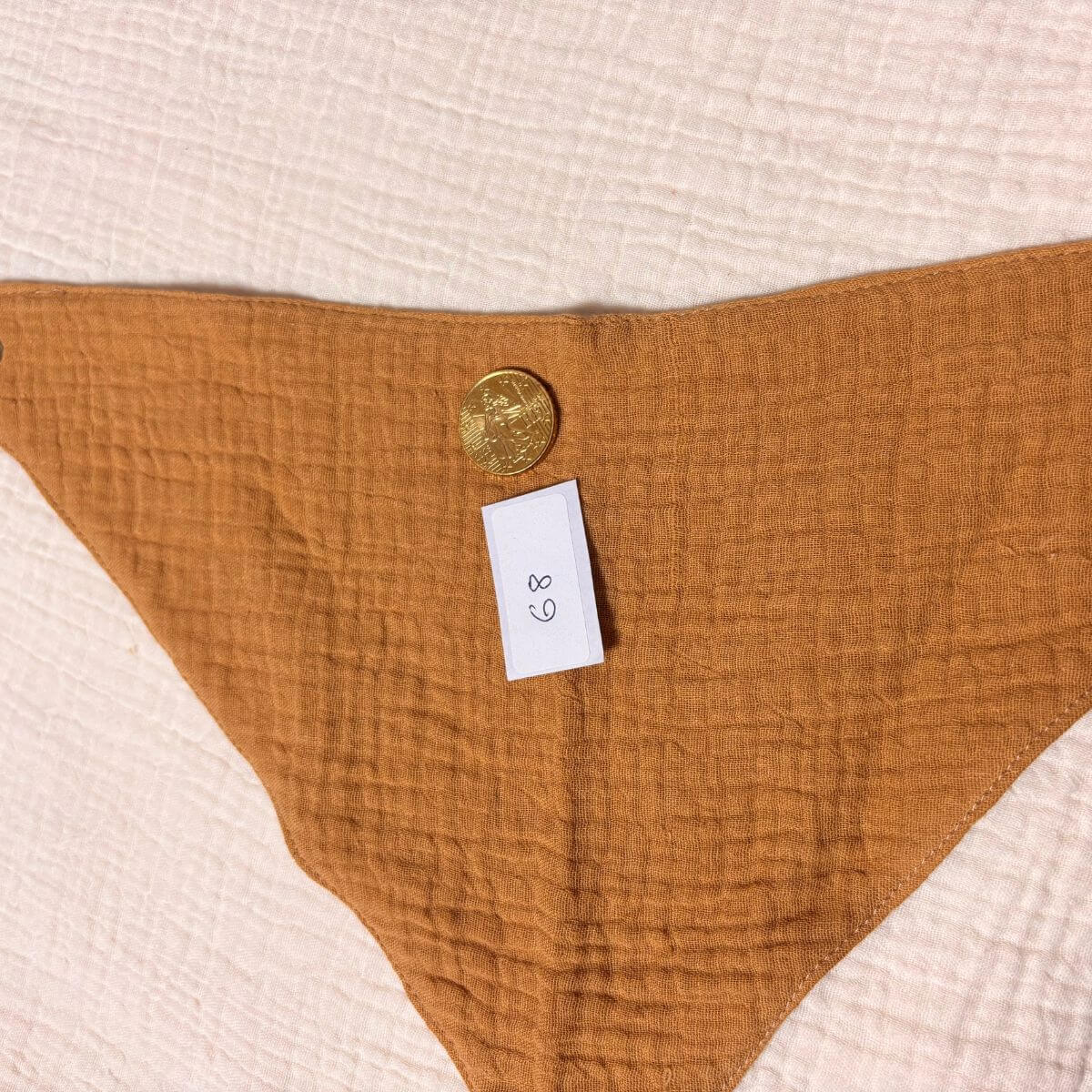 Bavoir bandana CAMEL - Imparfaits – Image 3