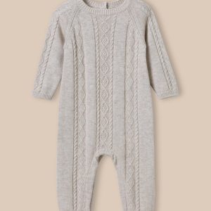 Combinaison en tricot bébé