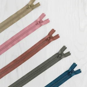 9" Nylon Zipper - 5 Colours
