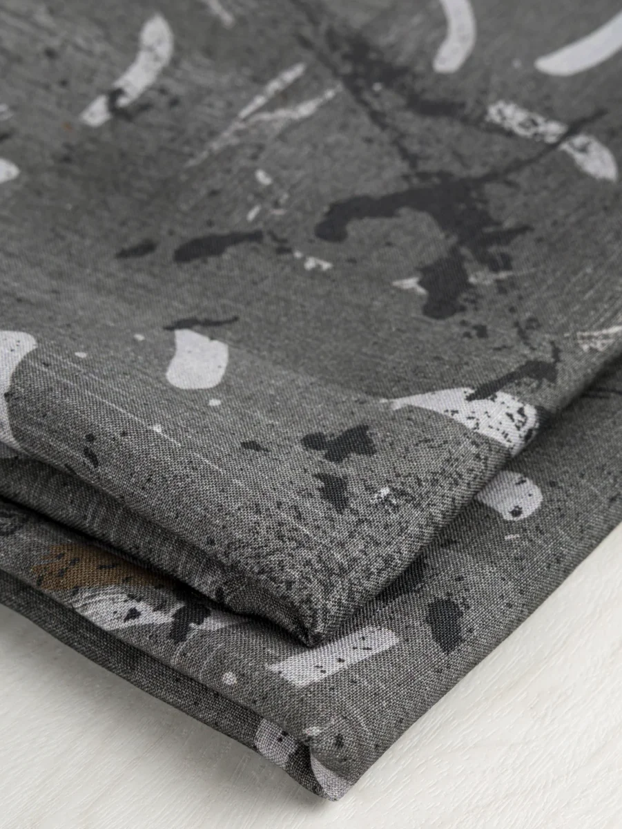 Abstract Brushstroke Linen Viscose Deadstock - Green - Swatch – Image 3