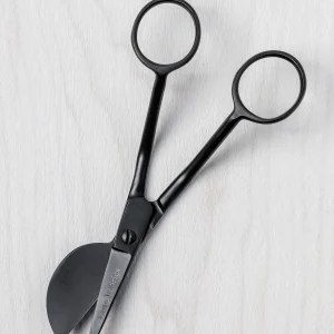 Core Exclusive: Black Duckbilled Scissors