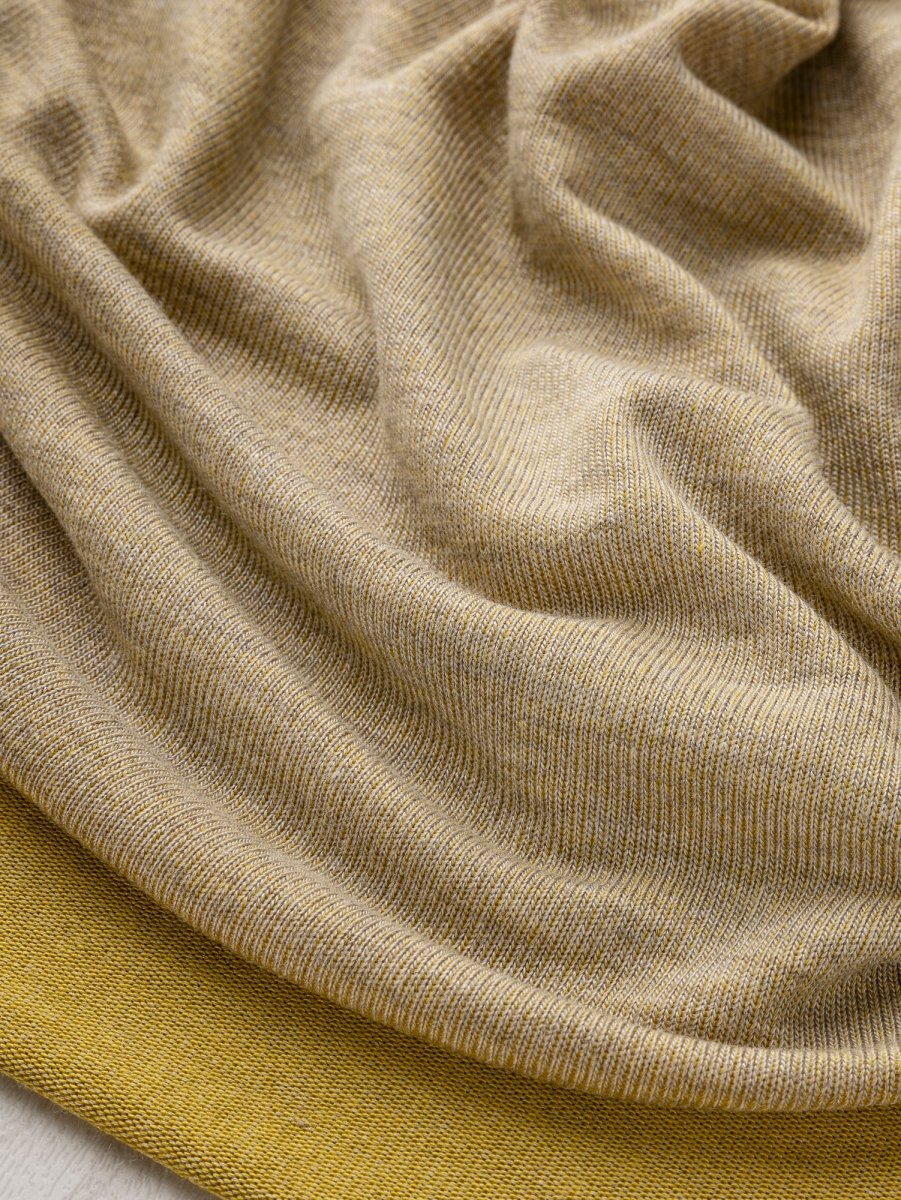 Light Sweater Knit Deadstock - Heather Lemon - Swatch – Image 2