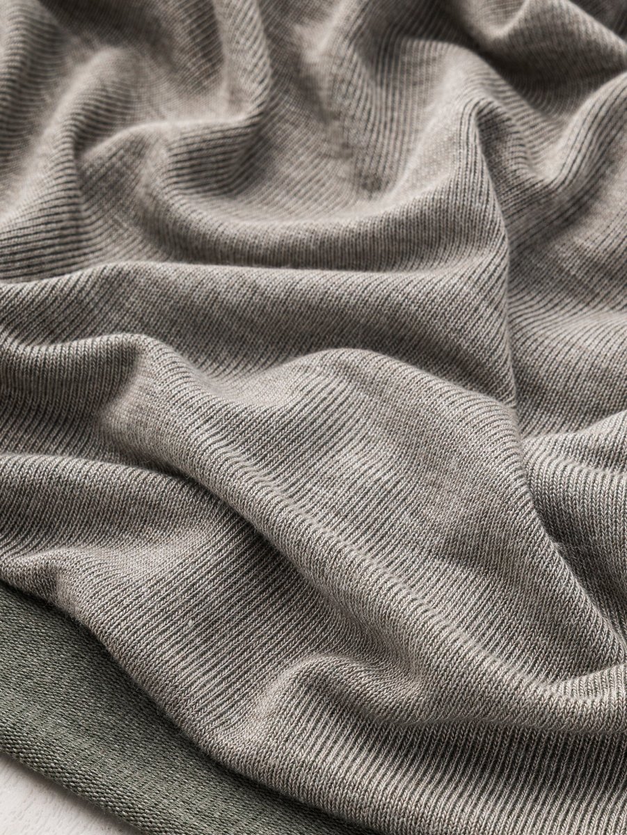 Light Sweater Knit Deadstock - Heather Sage - Swatch