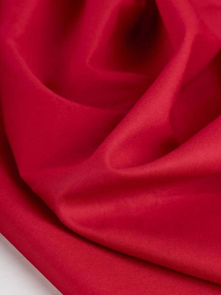 Lightweight Silky Cotton Poplin - Red - Swatch – Image 3