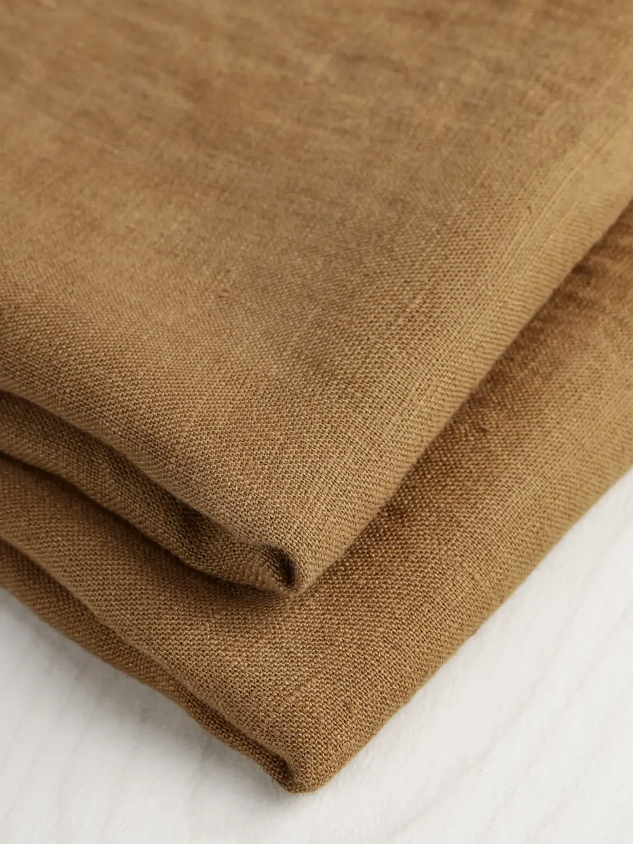 Midweight European Linen - Caramel - Swatch – Image 2