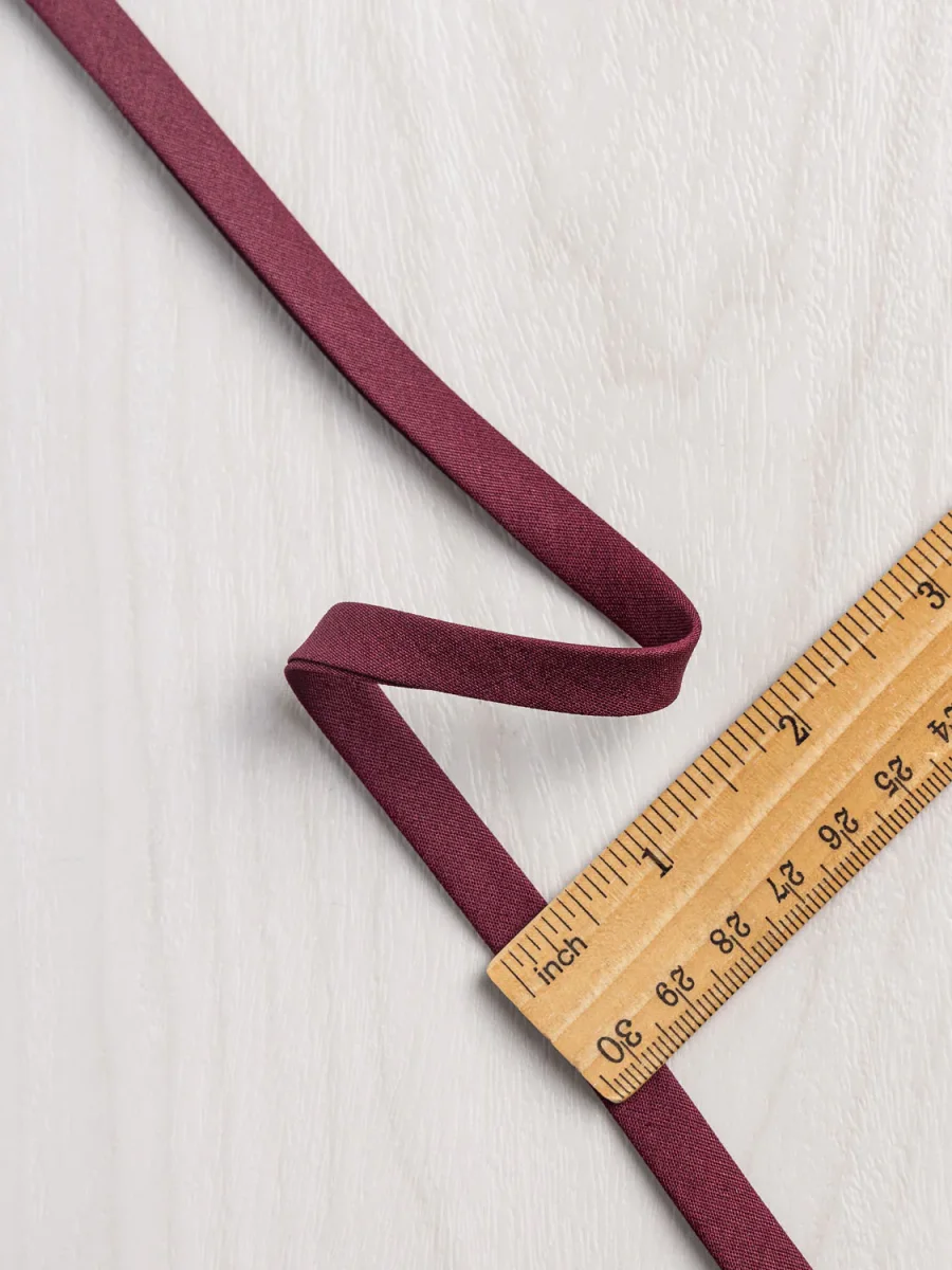 Double-Fold Cotton Poplin Bias Tape - 10 mm (3/8") wide - Merlot – Image 4