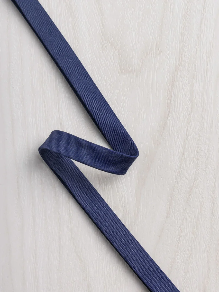 Double-Fold Cotton Poplin Bias Tape - 13 mm (1/2") wide - Navy – Image 2