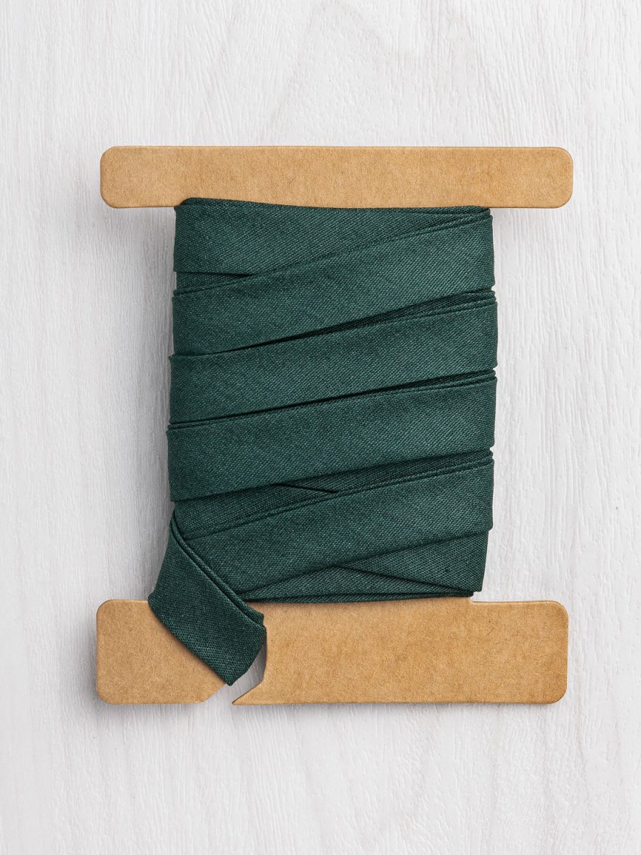 Double-Fold Cotton Poplin Bias Tape - 13 mm (1/2") wide - Forest – Image 4