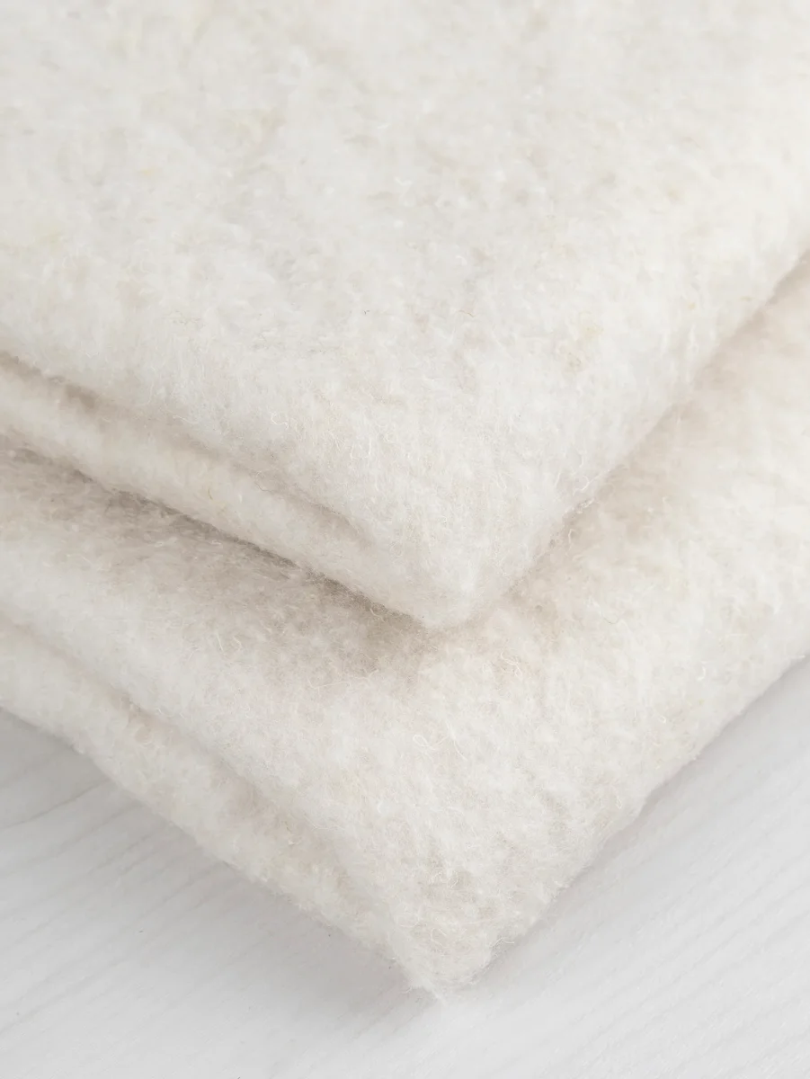 Italian Recycled Silk Interlining – Image 3