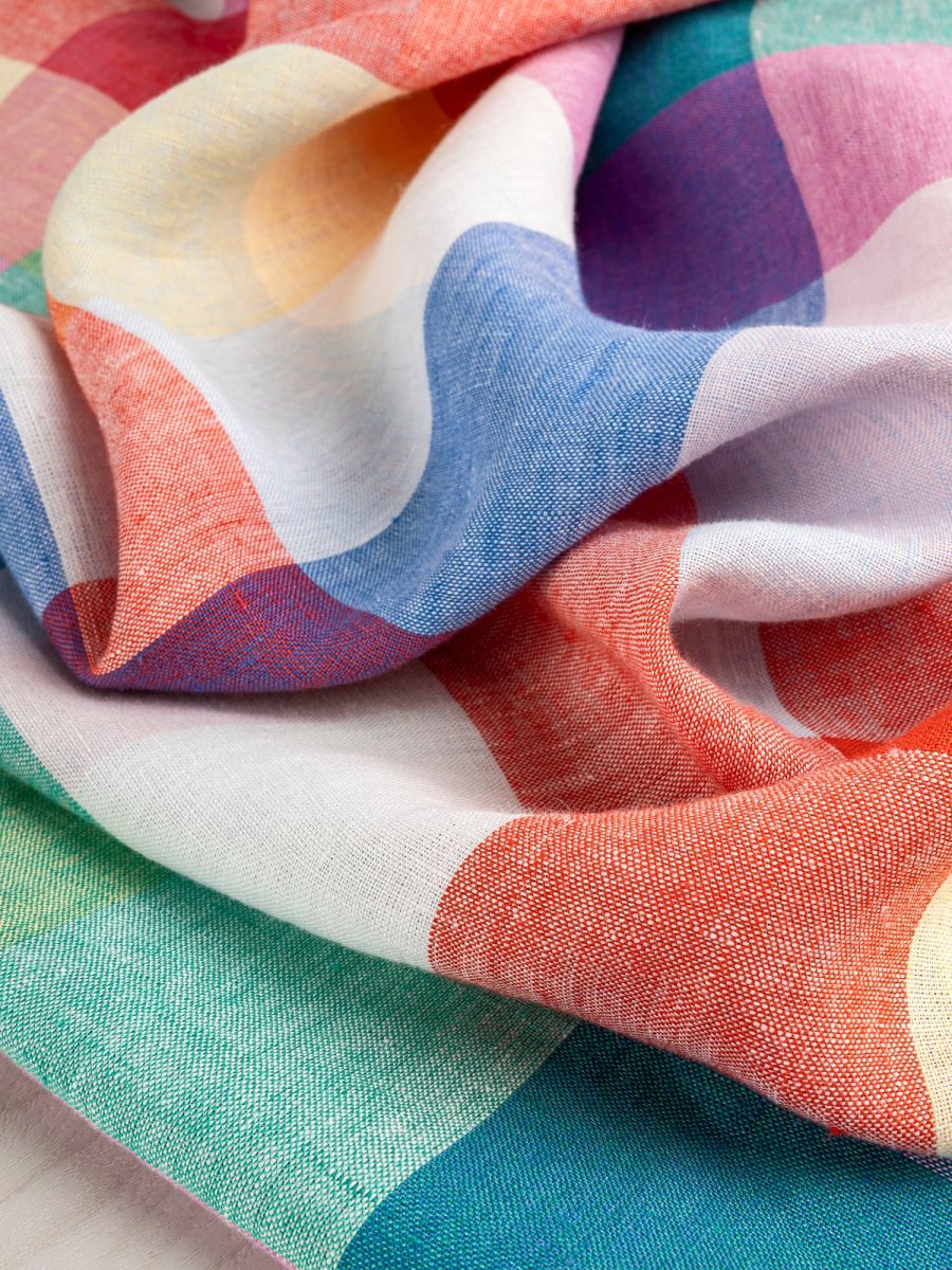 Rainbow Check European Linen - Emerald + Sapphire + Ruby + White - Swatch – Image 4