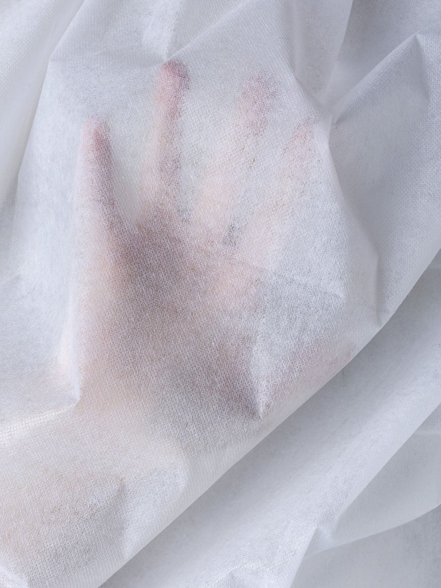 Lightweight Fusible Non-Woven Interfacing - White – Image 3