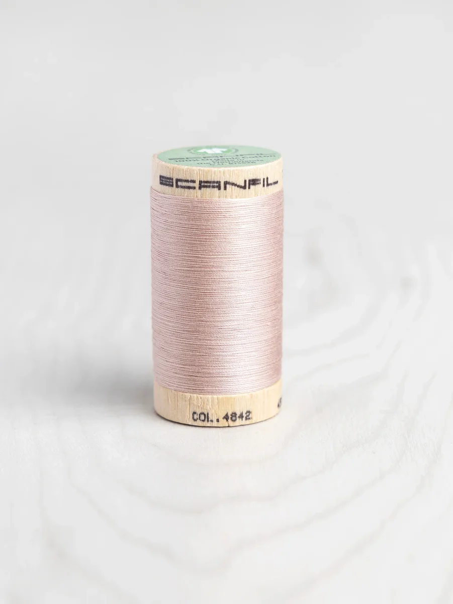 Scanfil Organic Cotton 50wt Thread 500 yards - Rose Smoke 4842 – Image 2