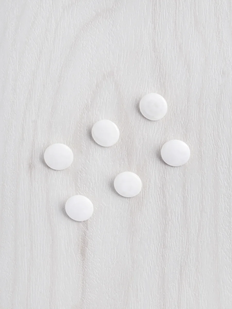 Shank River Shell 20L (12mm) Button - 6 pack – Image 2