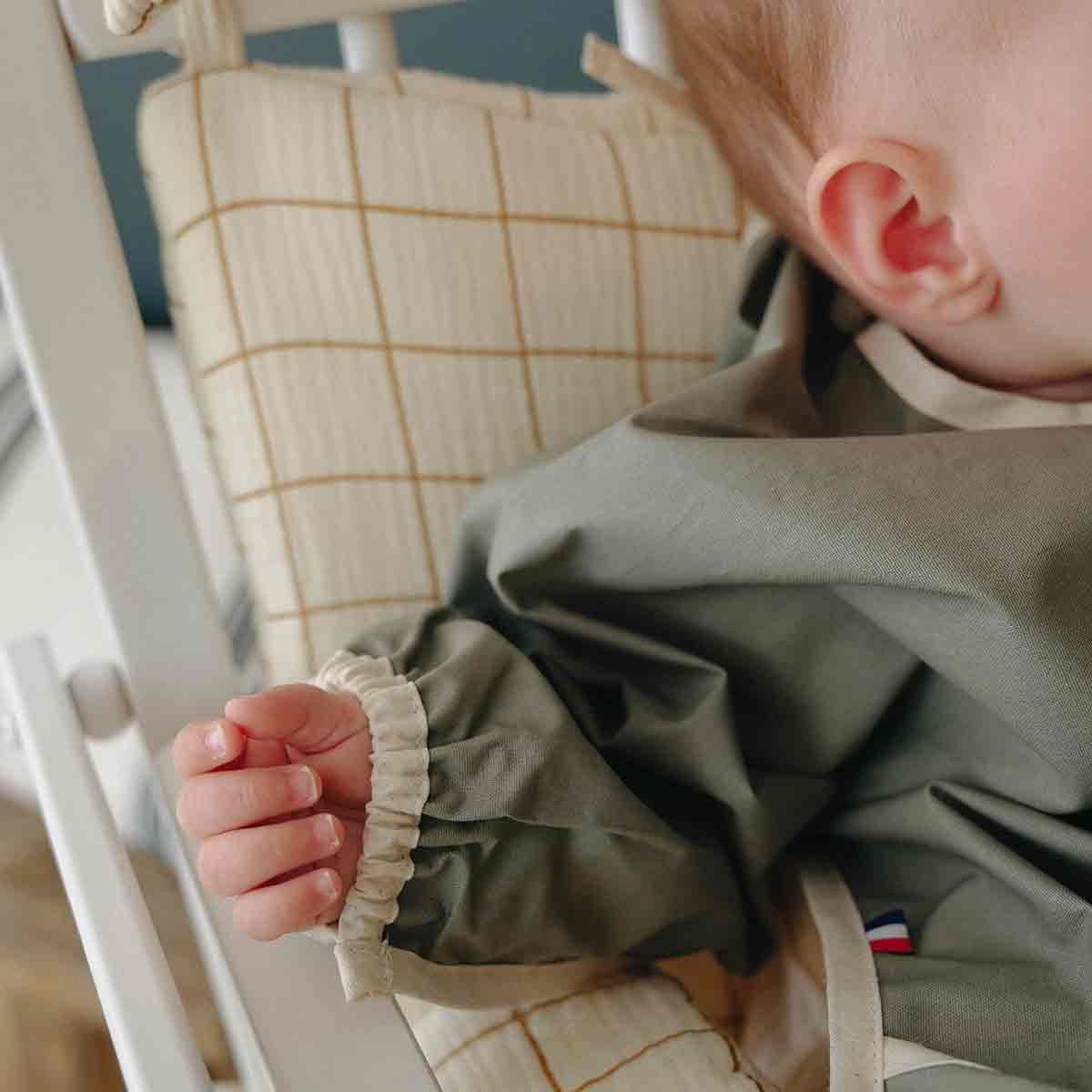 Bavoir à manches VERT SAUGE – Image 3